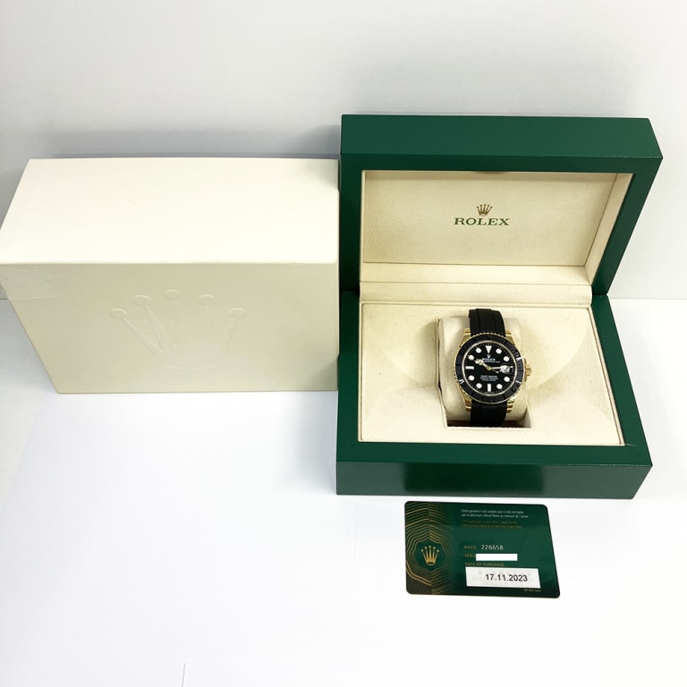 Yacht-Master Yellow Gold Black Dial 42mm Product Image 7