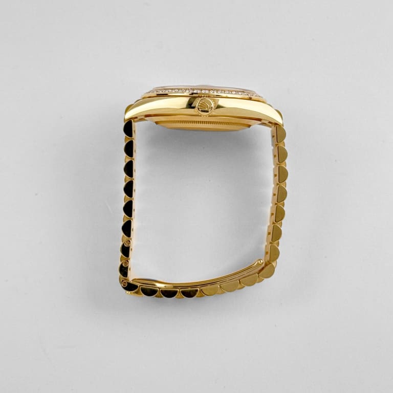 Day-Date 40 Yellow Gold Paved Dial 40mm Product Image 5