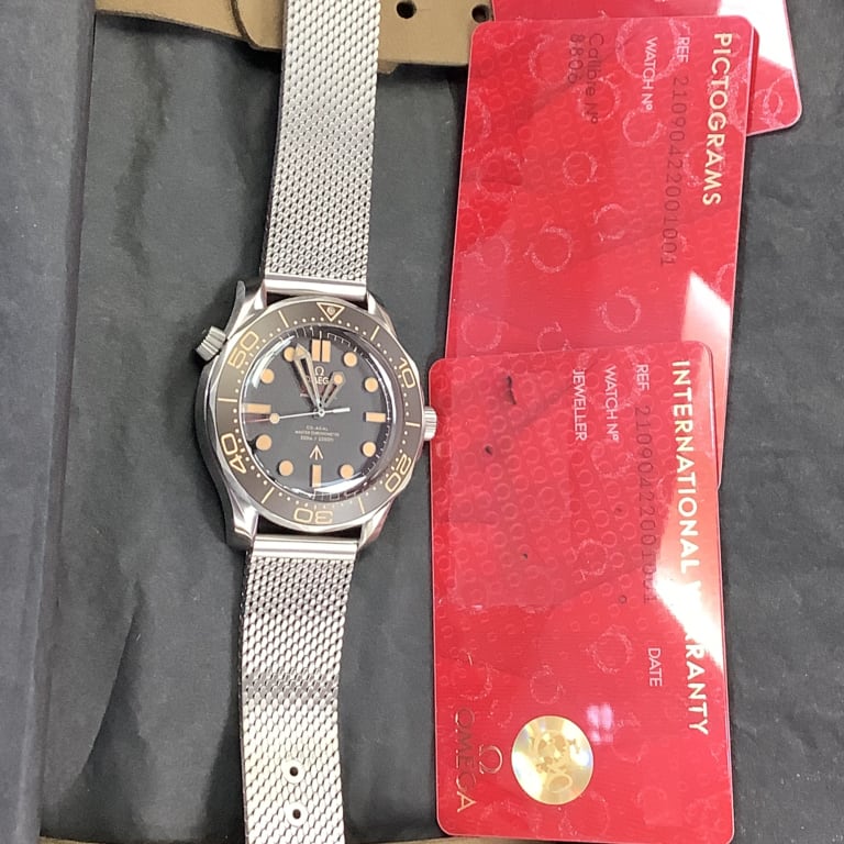 Seamaster Diver 300m 'No Time to Die' James Bond 42mm Product Image 7