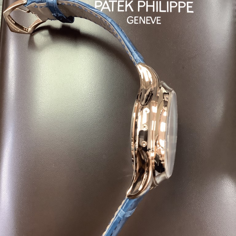 Annual Calendar Chronograph Rose Gold Blue Dial 42mm Product Image 4