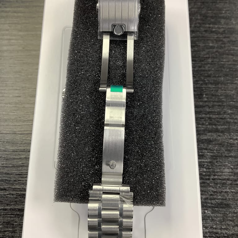 Speedmaster Professional Moonwatch Steel Black Dial 42mm Product Image 3
