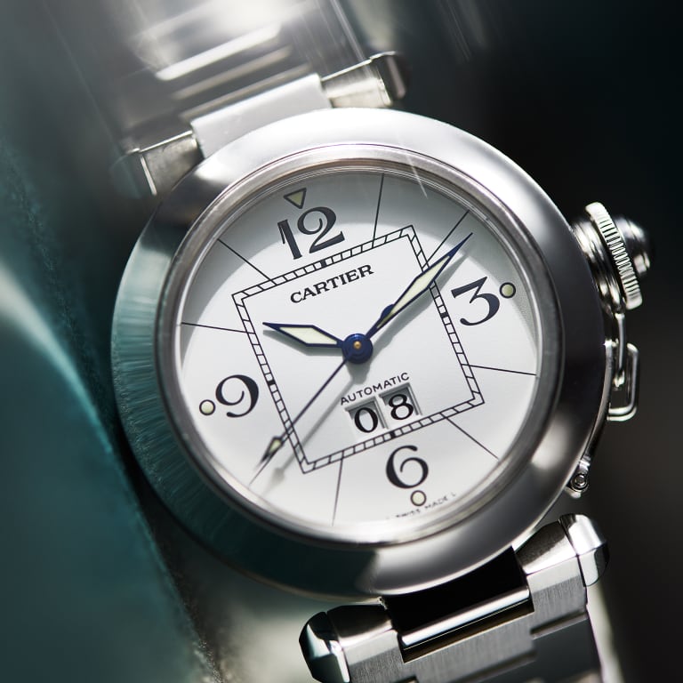 Pasha de Cartier Steel White Dial 35mm Product Image 11