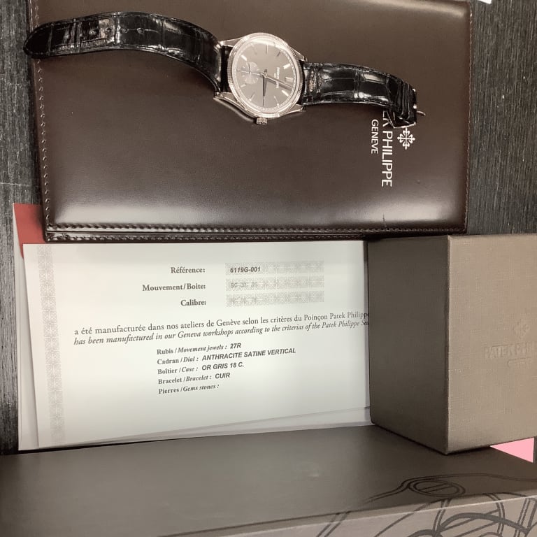 Calatrava Clous de Paris White Gold Grey Dial 39mm Product Image 7