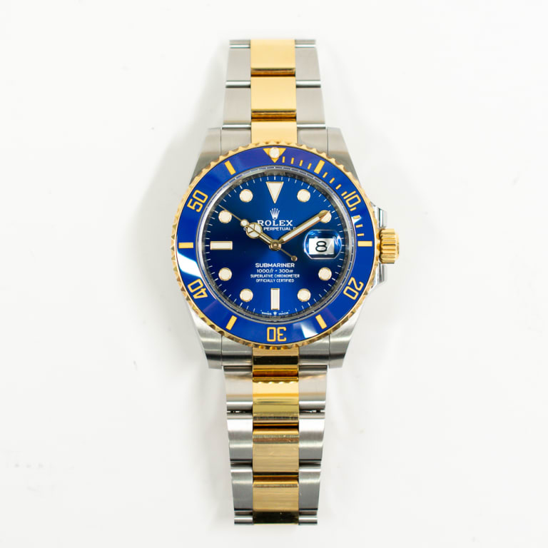 Submariner  Date Yellow Gold & Steel Blue Dial 41mm Product Image 1