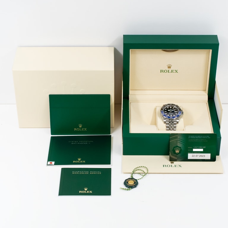 GMT-Master II Steel Jubilee Black Dial "Batgirl" 40mm Product Image 9