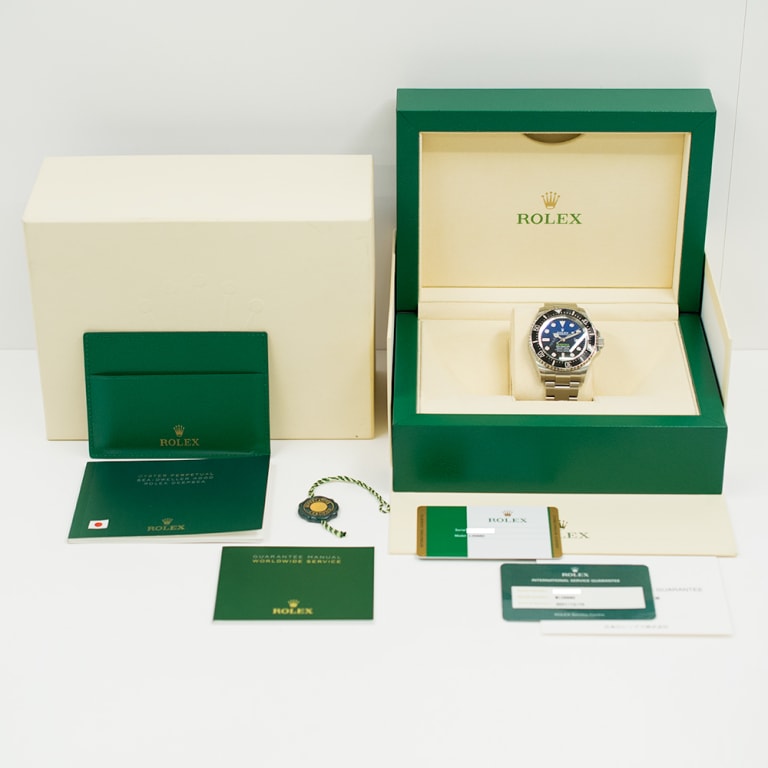 Sea-Dweller Deepsea D-Blue Titanium & Steel Blue Dial 44mm Product Image 9