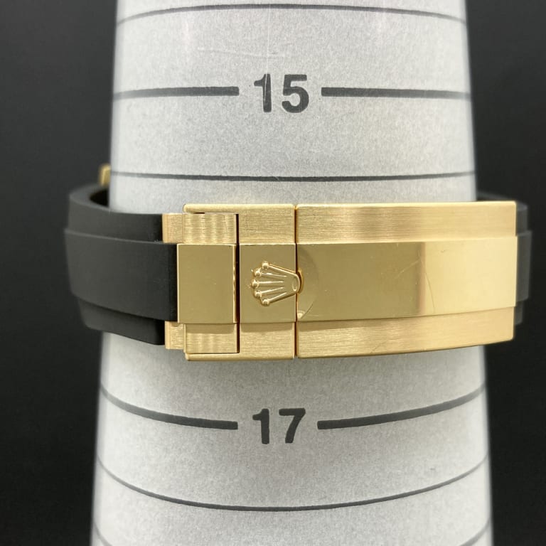 Yacht-Master Yellow Gold Black Dial 42mm Product Image 6