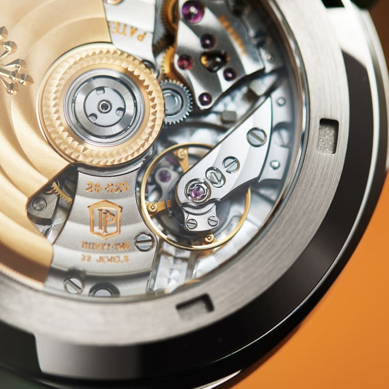 Aquanaut Chronograph White Gold Green Dial 42mm Product Image 13