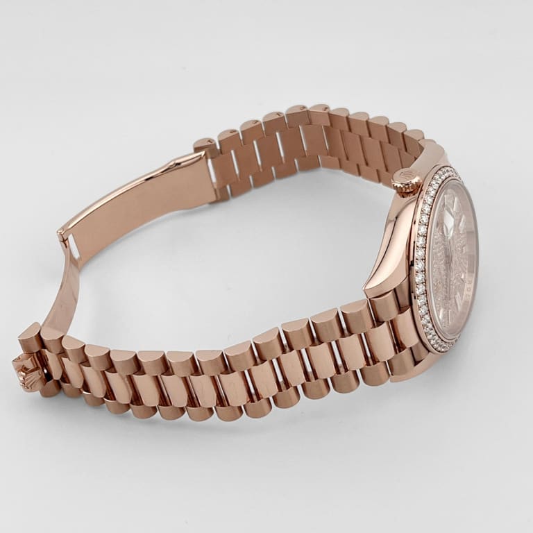Day-Date Rose Gold Diamond Pave Dial 40mm Product Image 6