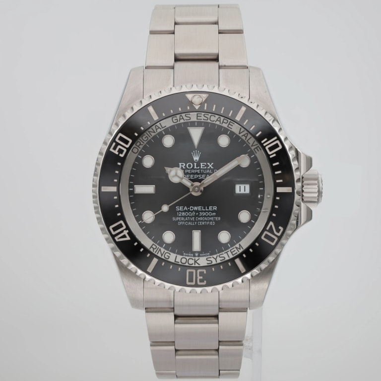 Sea-Dweller Steel Black Dial 44mm Product Image 1