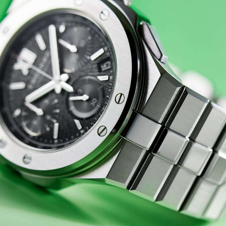 Alpine Eagle XL Chronograph Steel Black Dial 44mm Product Image 14