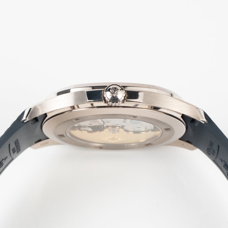 Aquanaut White Gold Blue Dial 42mm Product Image 4