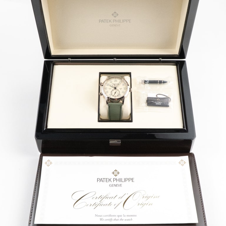 Calatrava Pilot Travel Time White Gold Ivory Dial 42mm Product Image 10