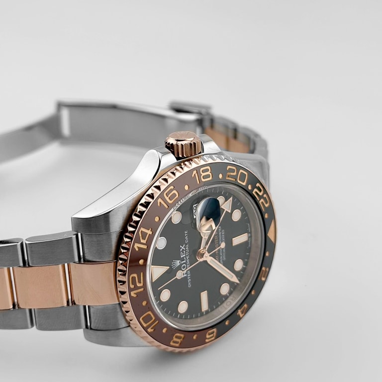 GMT-Master II "Rootbeer" Rose Gold & Steel Black Dial 40mm Product Image 3