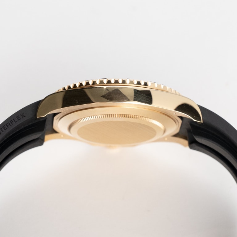 Yacht-Master Yellow Gold Black Dial 42mm Product Image 5