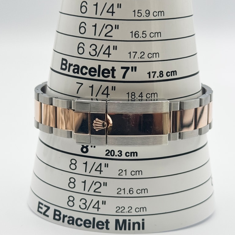 Yacht-Master Rose Gold & Steel Black Dial 40mm Product Image 8