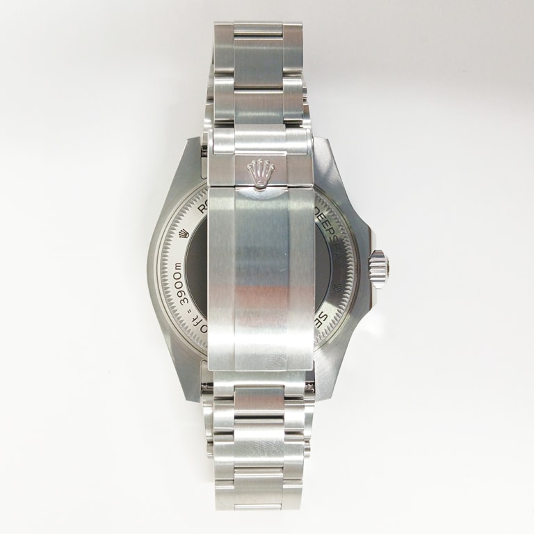 Sea-Dweller Deepsea D-Blue Titanium & Steel Blue Dial 44mm Product Image 7