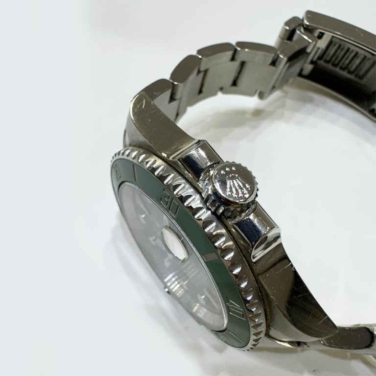 Submariner Date Steel Green Dial "Hulk" 40mm Product Image 7