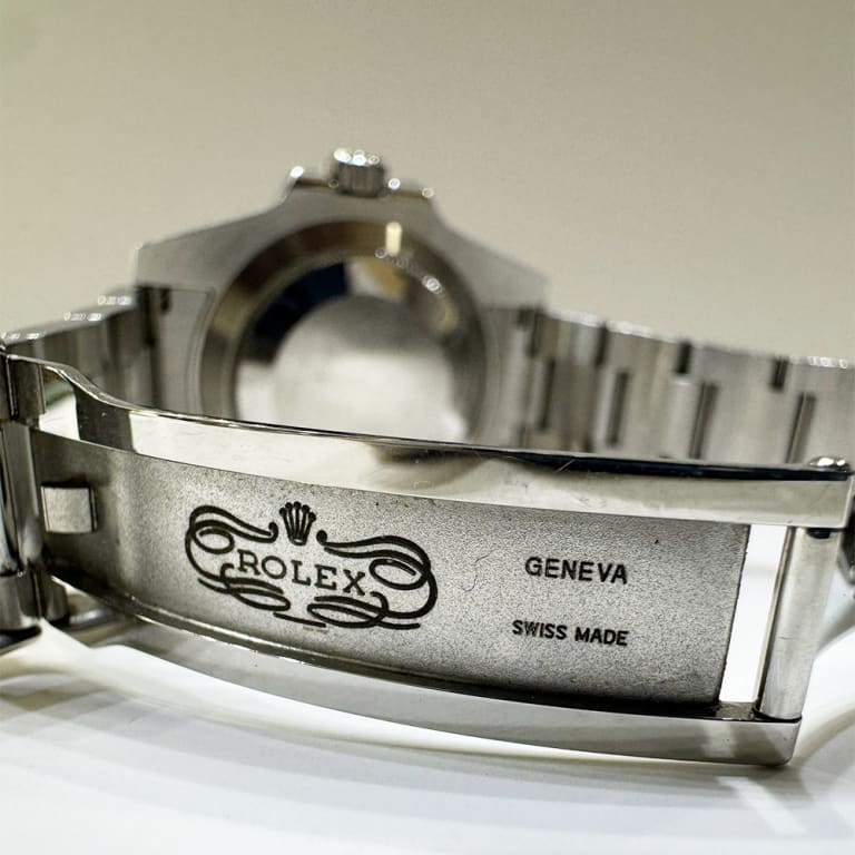 Submariner Date Steel Green Dial "Hulk" 40mm Product Image 5