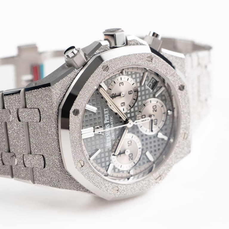 Royal Oak Chronograph Frosted White Gold Grey Dial 41mm Product Image 3