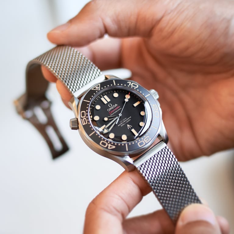 Seamaster Diver 300m 'No Time to Die' James Bond 42mm Product Image 10