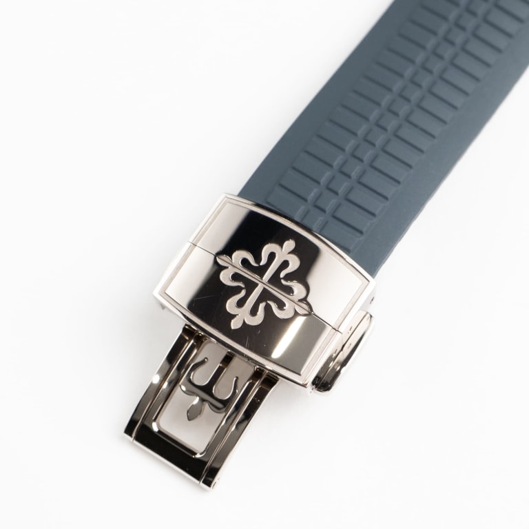 Aquanaut Travel Time White Gold Blue Dial 40mm Product Image 7