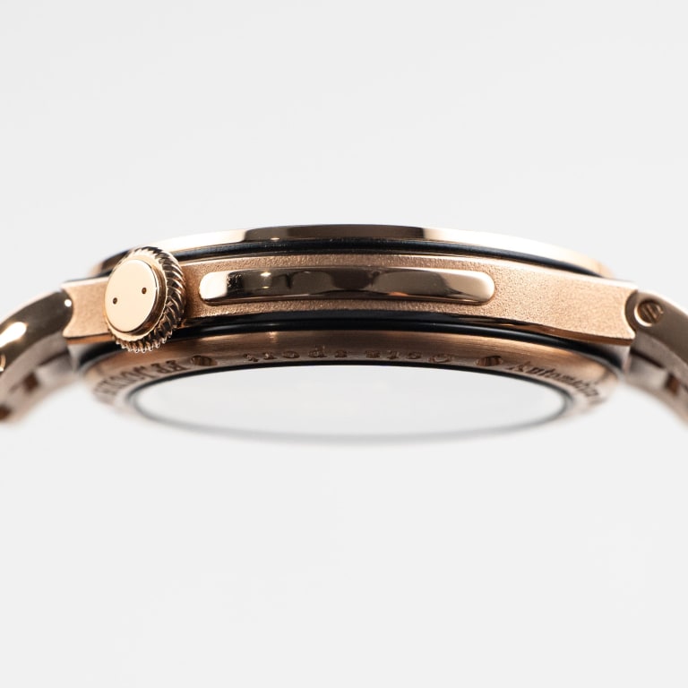 Linesport Automatique Réserve Rose Gold Black Dial 44mm Product Image 4
