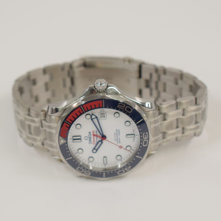 Seamaster Diver 300M "Commander's Watch" Steel White Dial 41mm Product Image 2