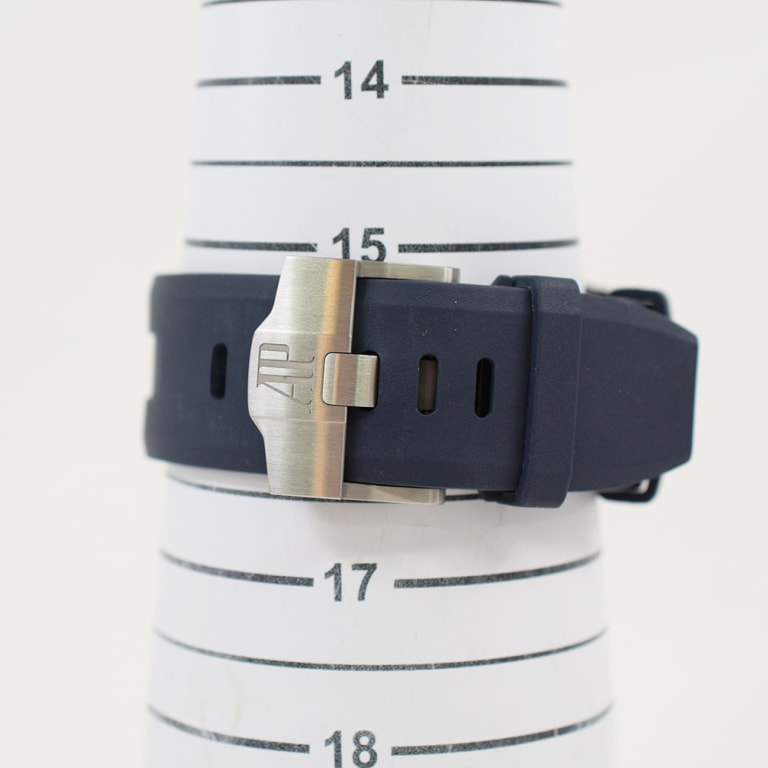 Royal Oak Offshore Diver Steel Blue Dial 42mm Product Image 7