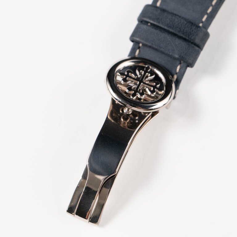 Complications Chronograph White Gold Blue Dial 41mm Product Image 8