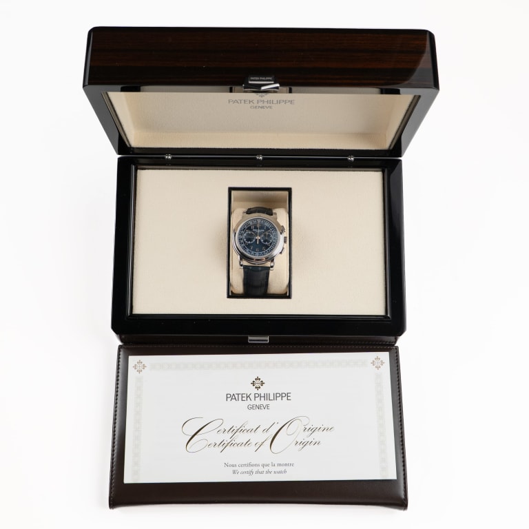 Chronograph Platinum Blue Dial 42mm Product Image 10