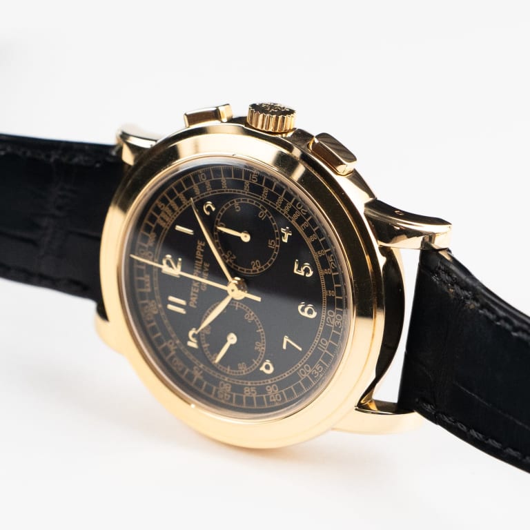 Chronograph Yellow Gold Black Dial 42mm Product Image 2