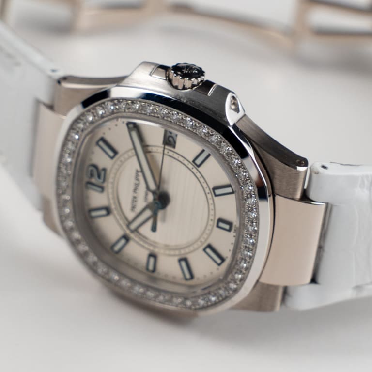 Nautilus Ladies White Gold Diamond Silver Dial 32mm Product Image 2