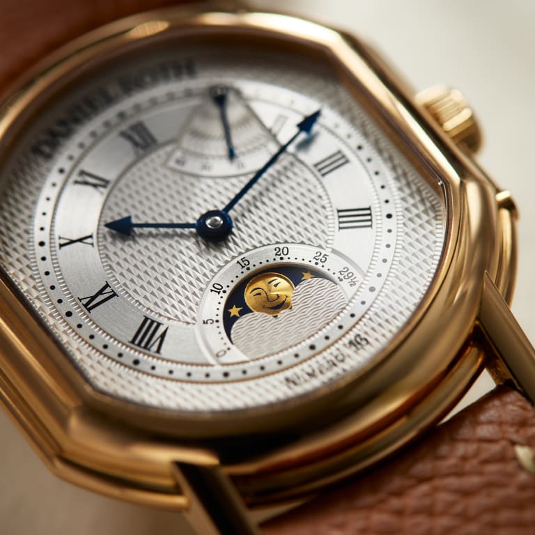 Moonphase Power Reserve Yellow Gold Silver Dial 33mm Product Image 11