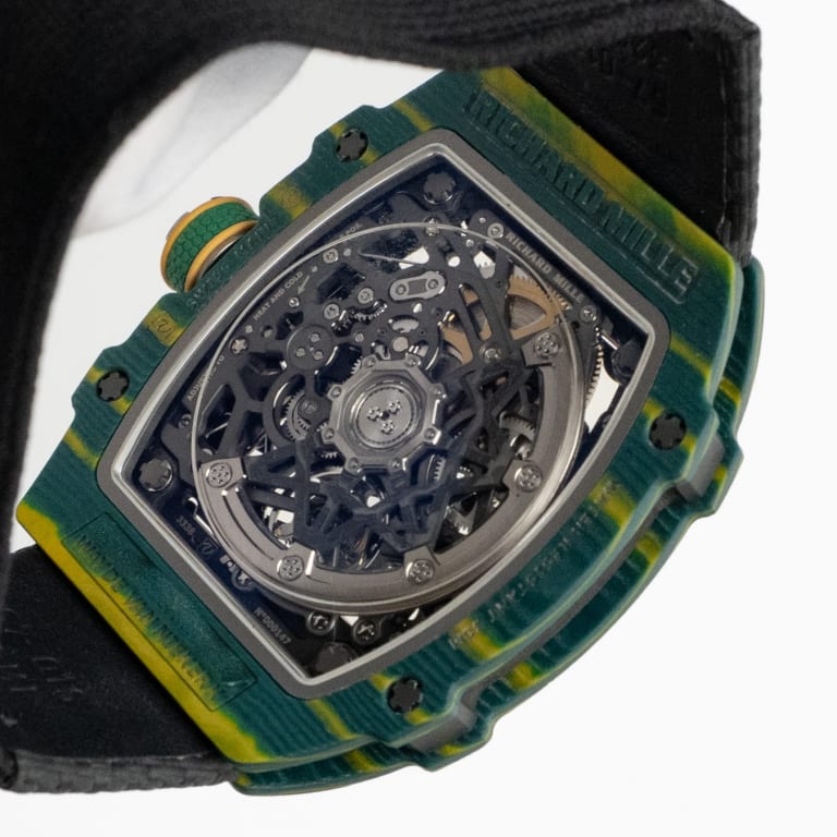 RM67-02 Wayde Van Niekerk Product Image 9