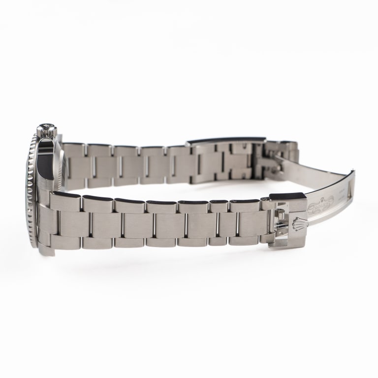 Submariner Date Steel Green Dial "Hulk" 40mm Product Image 7