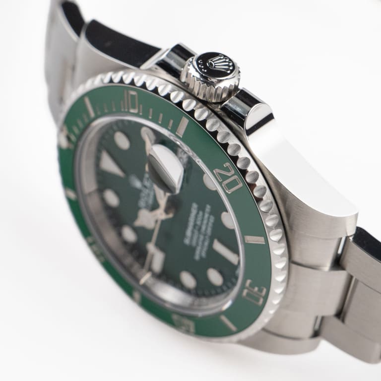 Submariner Date Steel Green Dial "Hulk" 40mm Product Image 2