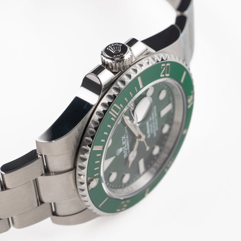 Submariner Date Steel Green Dial "Hulk" 40mm Product Image 3