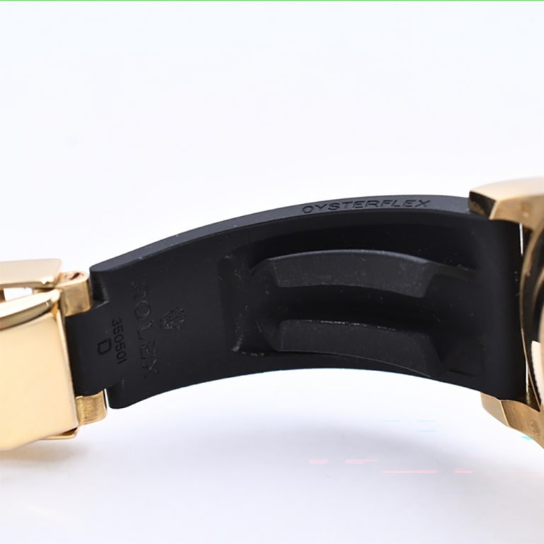 Daytona Yellow Gold Oysterflex Mother of Pearl Dial 40mm Product Image 7