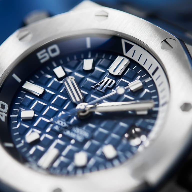 Royal Oak Offshore Diver Steel Blue Dial 42mm Product Image 12
