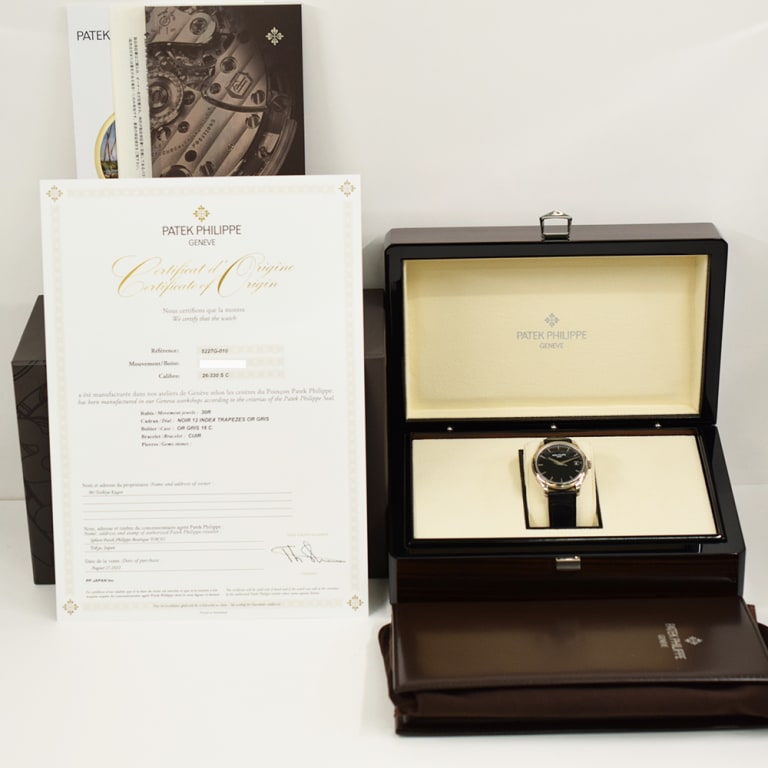 Calatrava White Gold Black Dial 39mm Product Image 10