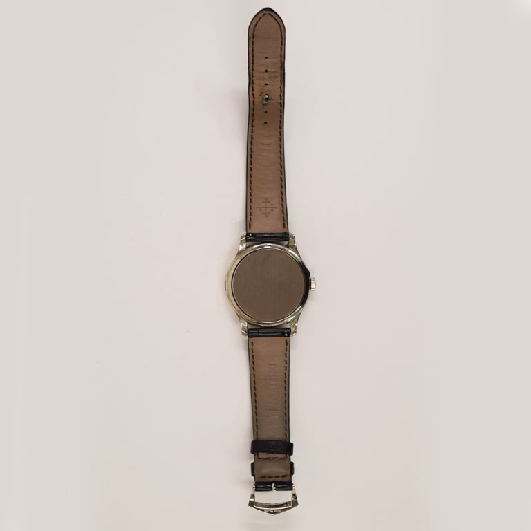Calatrava White Gold Black Dial 39mm Product Image 8