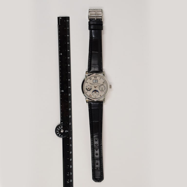 Langematik Perpetual Platinum Silver Dial 38mm Product Image 10
