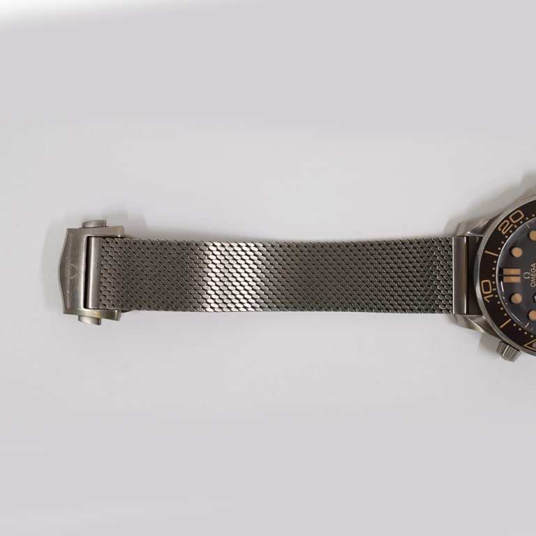 Seamaster Diver 300m 'No Time to Die' James Bond 42mm Product Image 4
