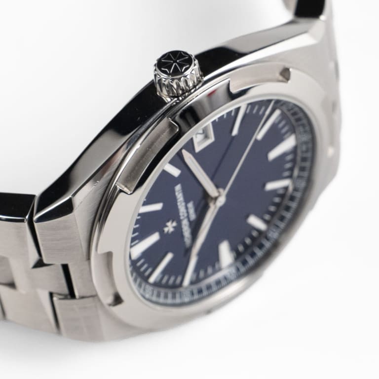 Overseas Date Steel Blue Dial 41mm Product Image 3