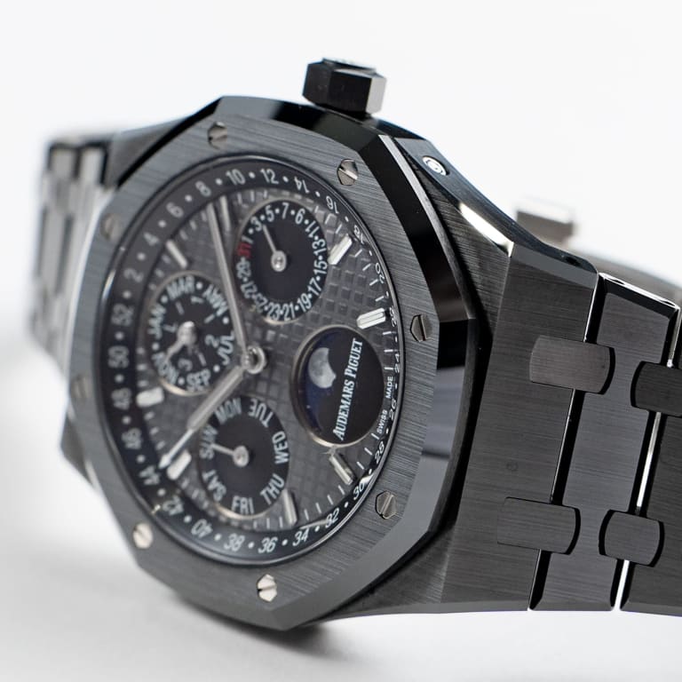 Royal Oak Perpetual Calendar Ceramic Black Dial 41mm Product Image 2