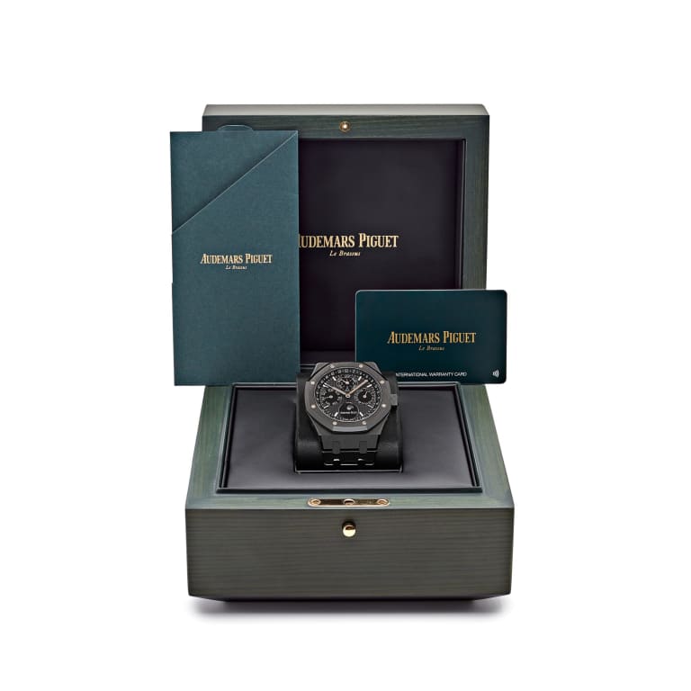 Royal Oak Perpetual Calendar Ceramic Black Dial 41mm Product Image 10