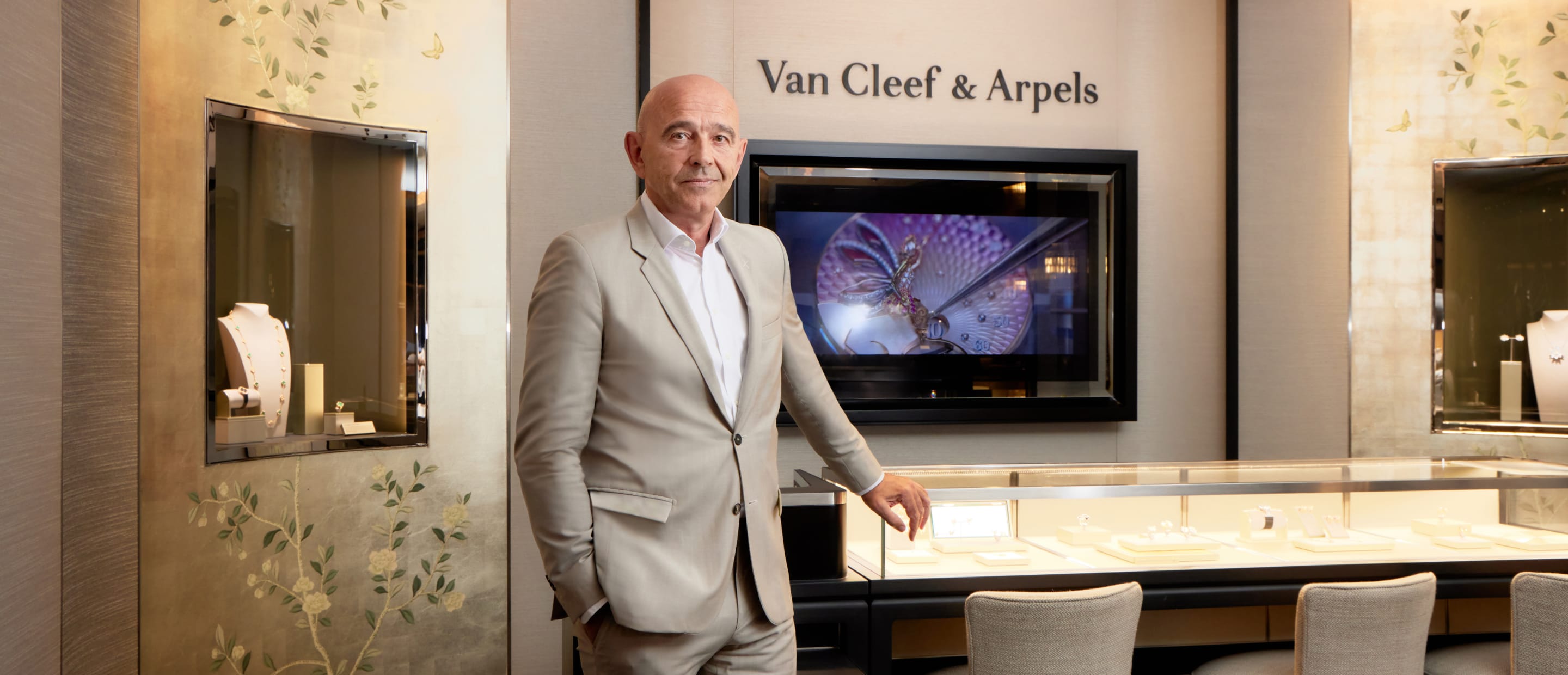 The Poetry of Motion at Van Cleef & Arpels