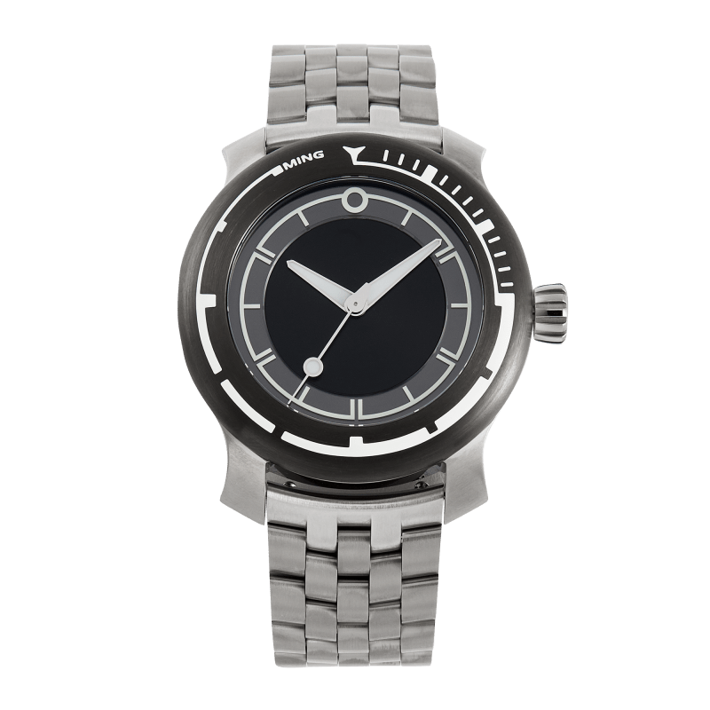 Photo of 18.01 Titanium Black Dial 40mm