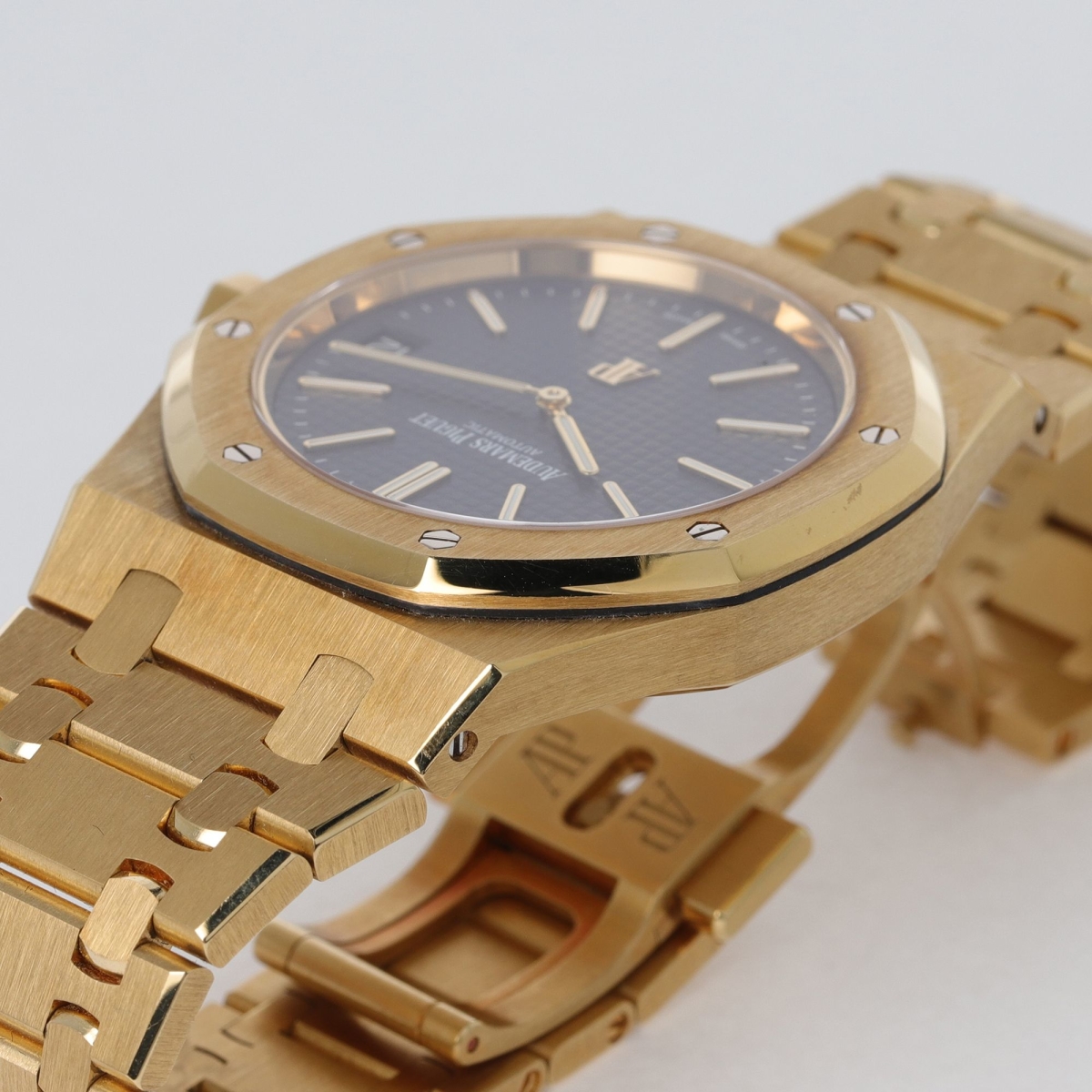 Royal Oak 39 "Jumbo" Extra-Thin Yellow Gold Blue Dial